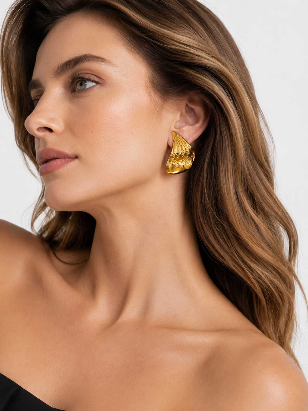 Angel Wings Gold Earrings