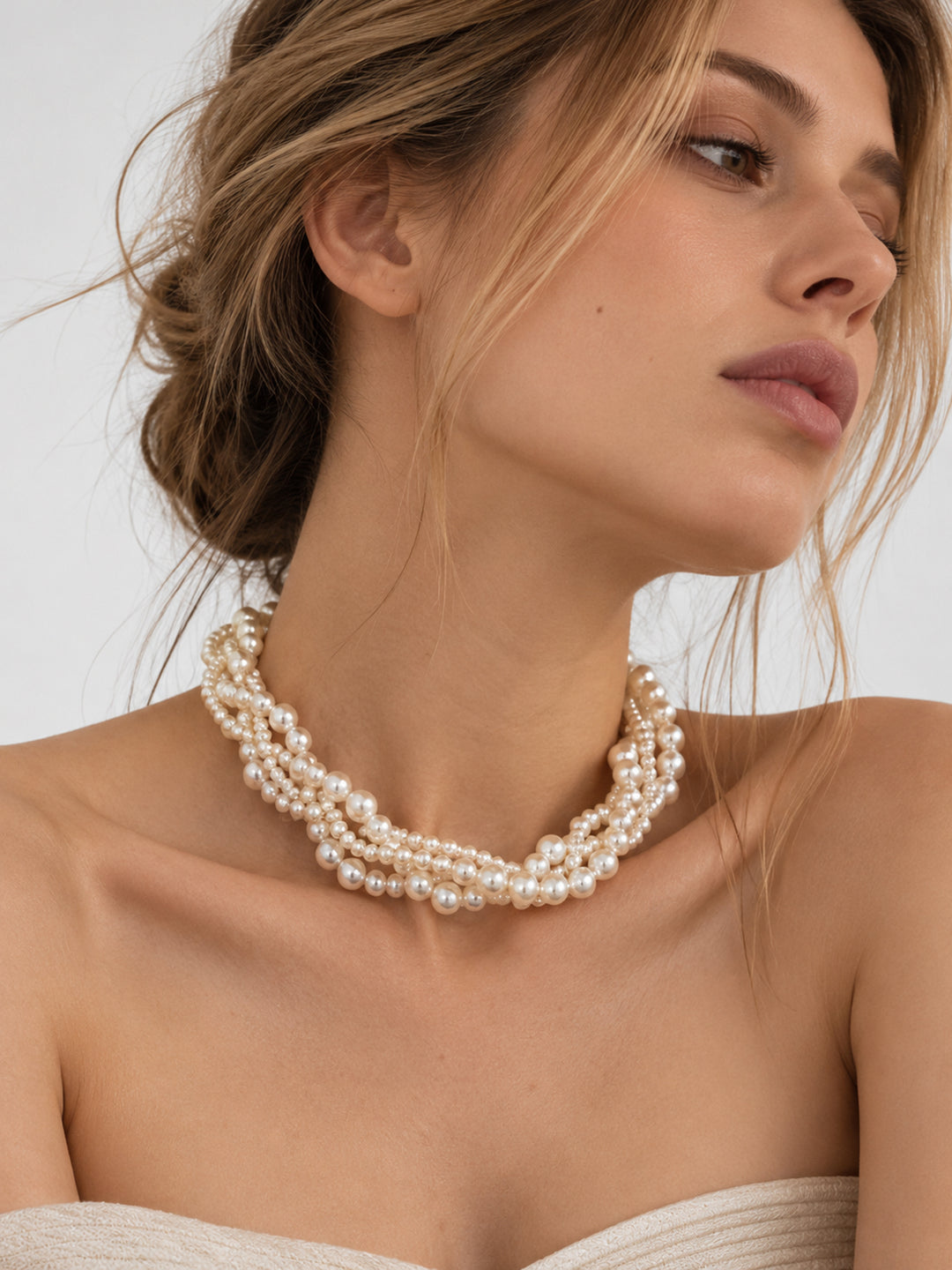 Apolline Twisted Pearl Necklace - view 3