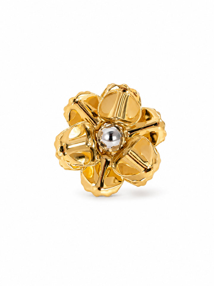 Anillo llamativo con flor de oro Calliope