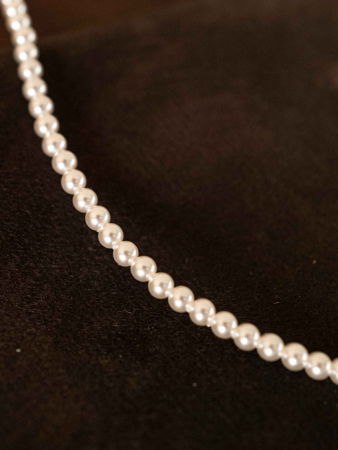 Water drop pendant pearl necklace