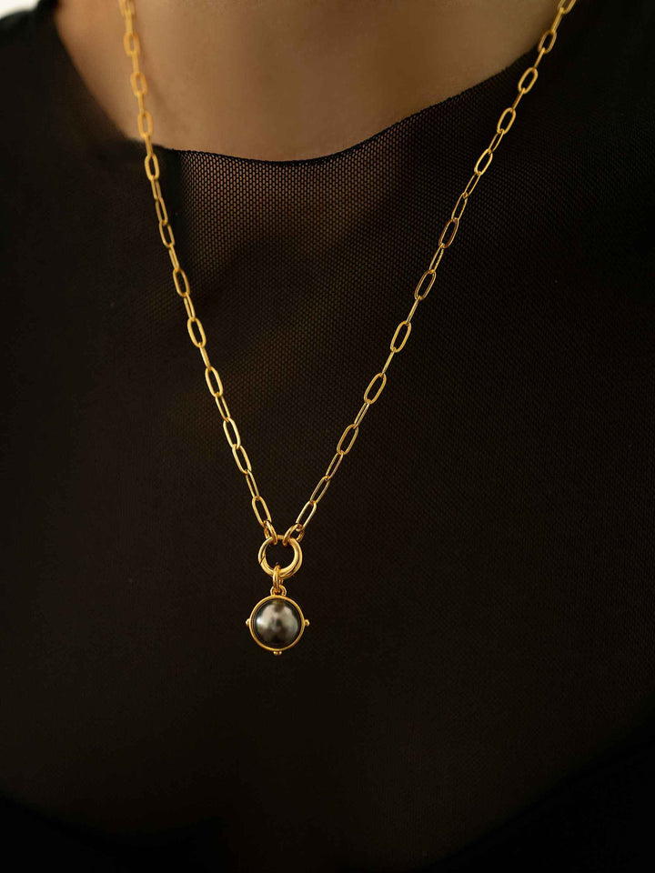 Two-color crystal pearl