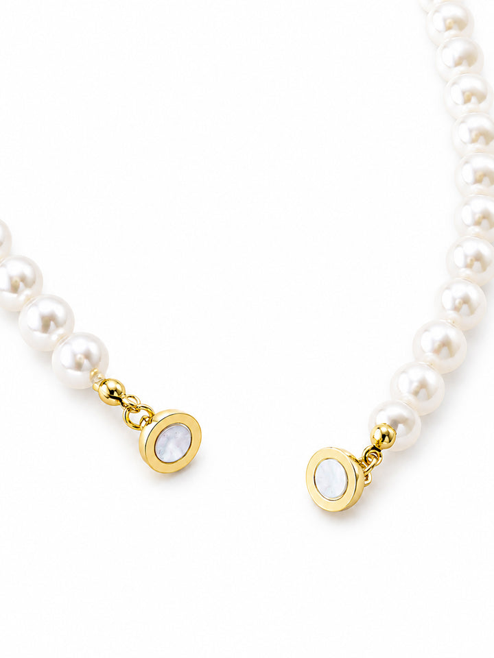 Cyrielle Magnetic Pearl Necklace - view 2