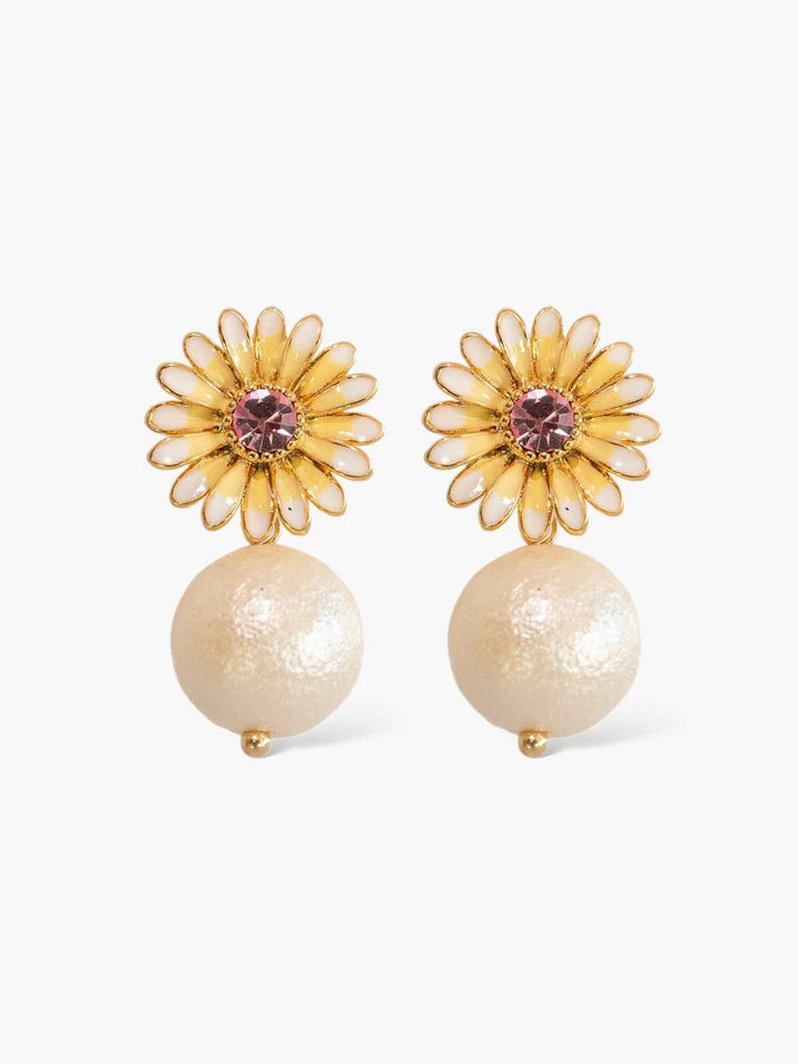 Daylin  Pearl Earrings