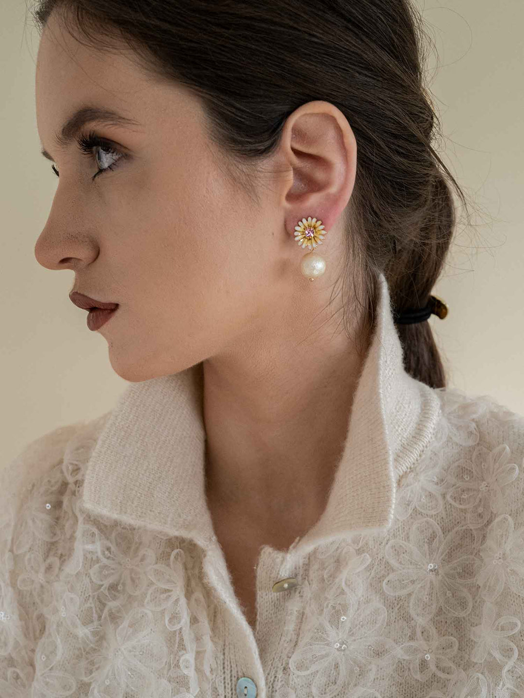 Daylin  Pearl Earrings