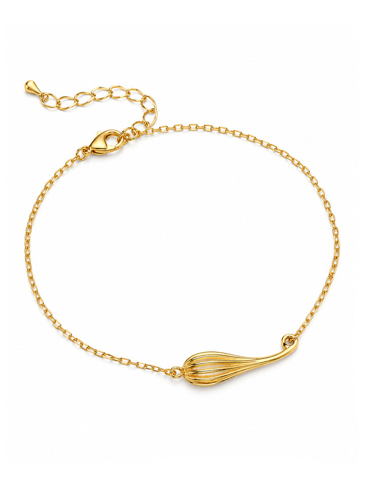 Fernanda chain bracelet with sculptural drop detail
