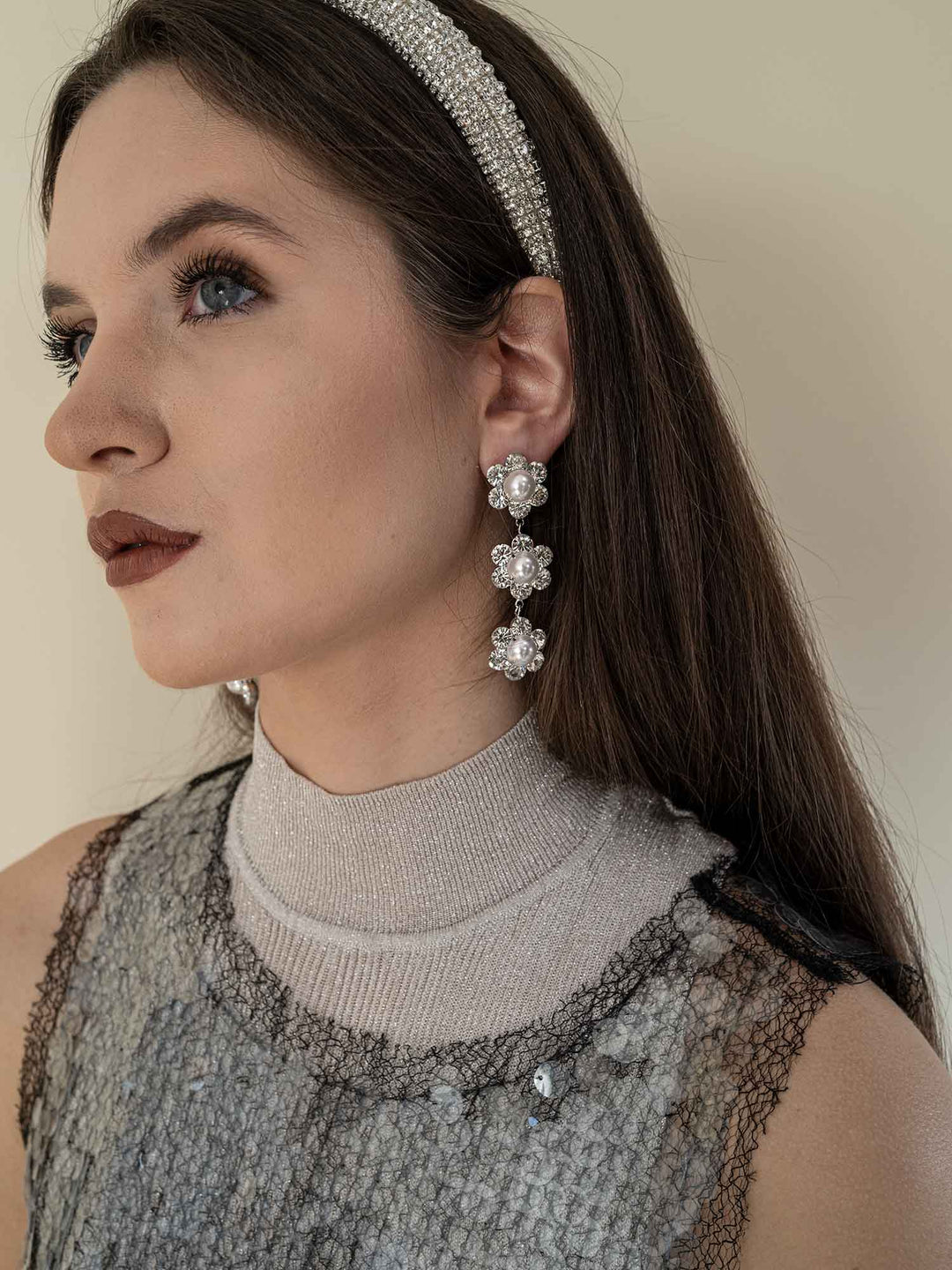 Gwen Floral Pearl Drop Earrings