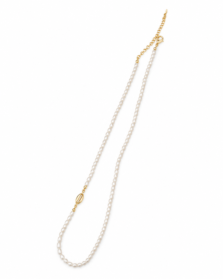 Hayden pearl necklace with adjustable extension chain