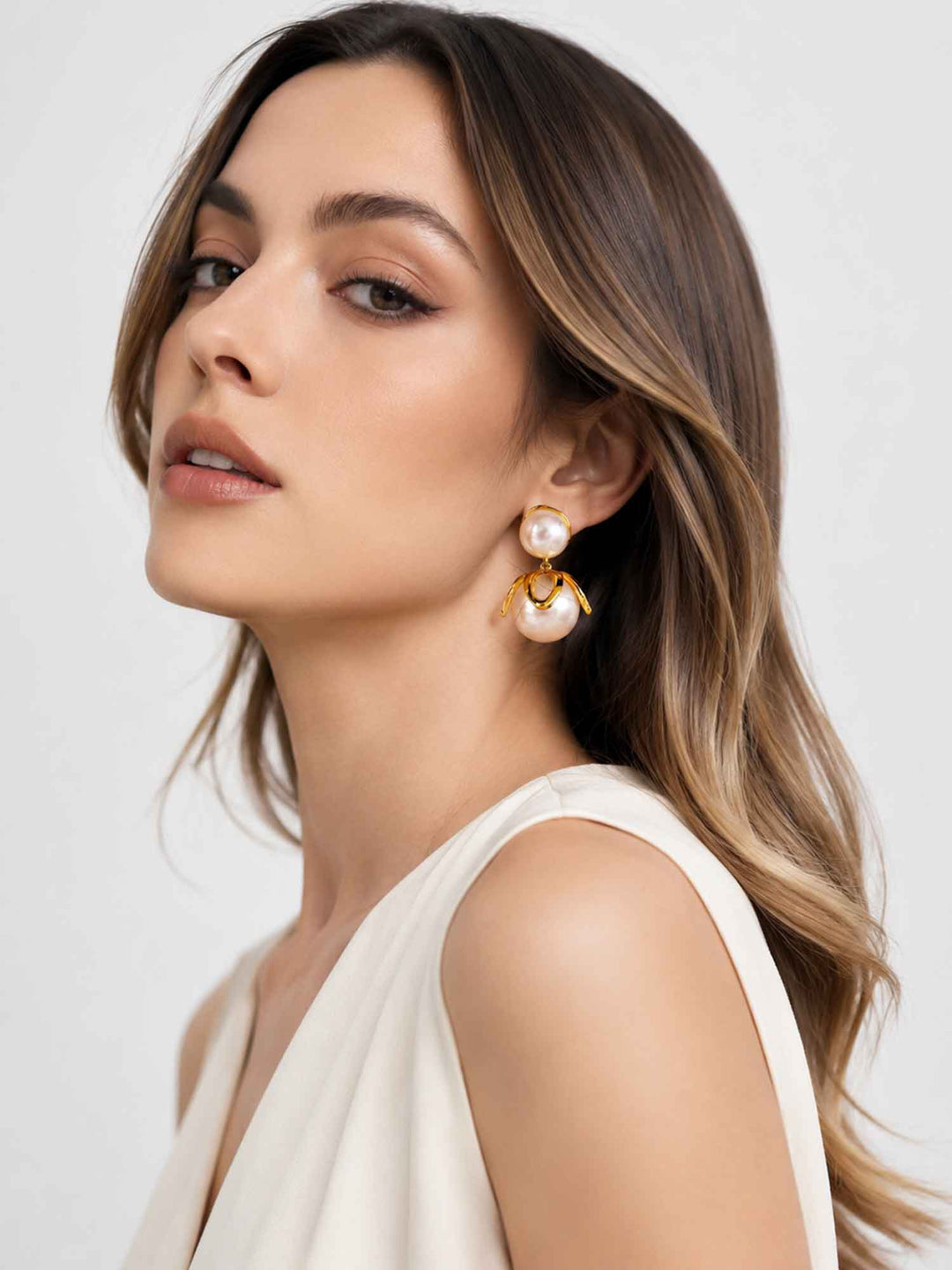 Kallista Earrings