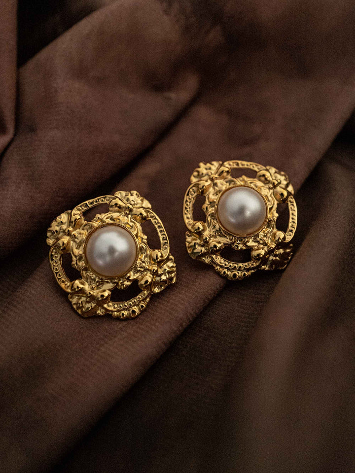 Classic Hollow Pearl Silence Gold Earrings
