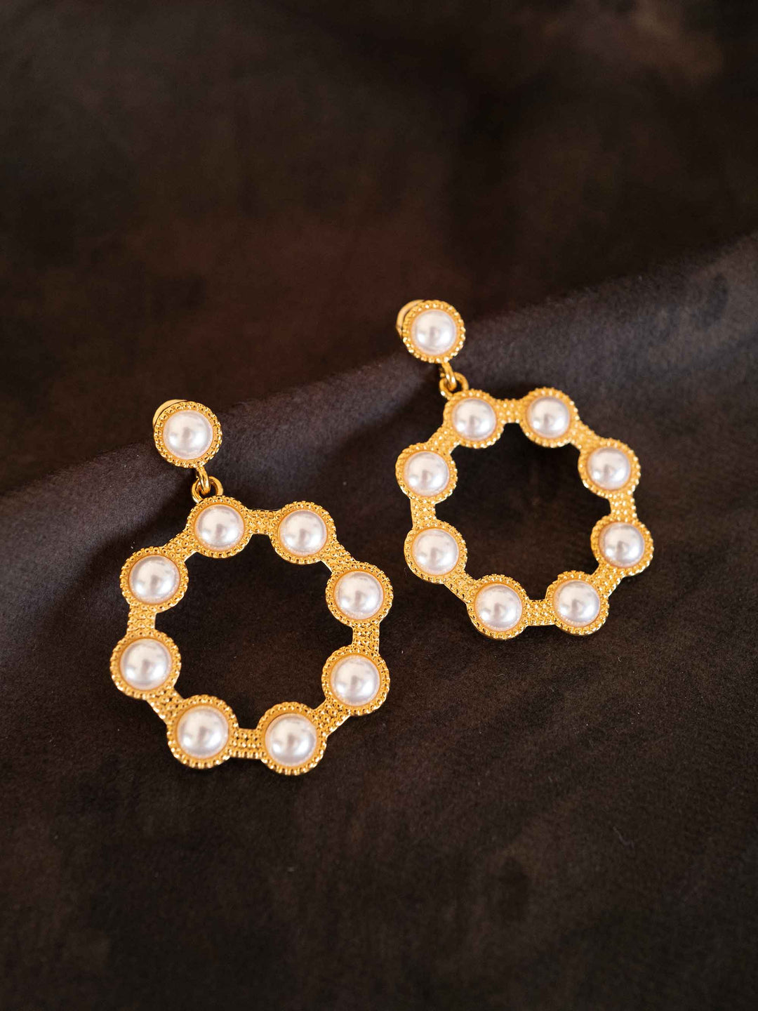 Waltz Gold Earrings