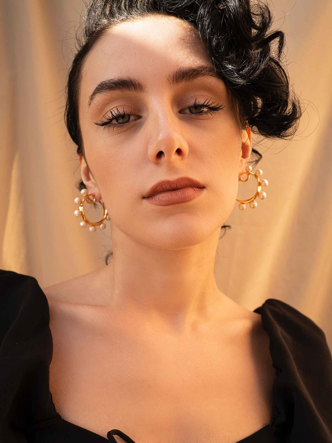 Two-Way Cotton Pearl Gold Hoop Earrings