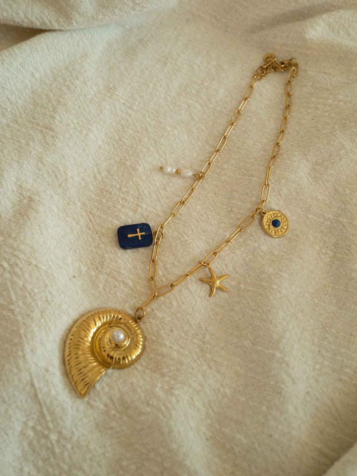 Sirena Shell Charm Necklace