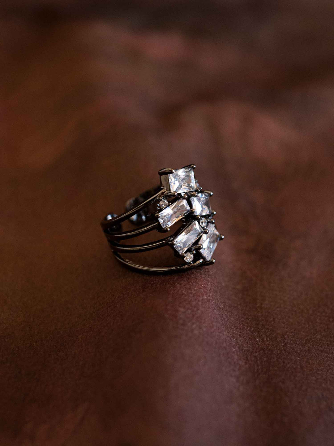 Leora Multi Ring