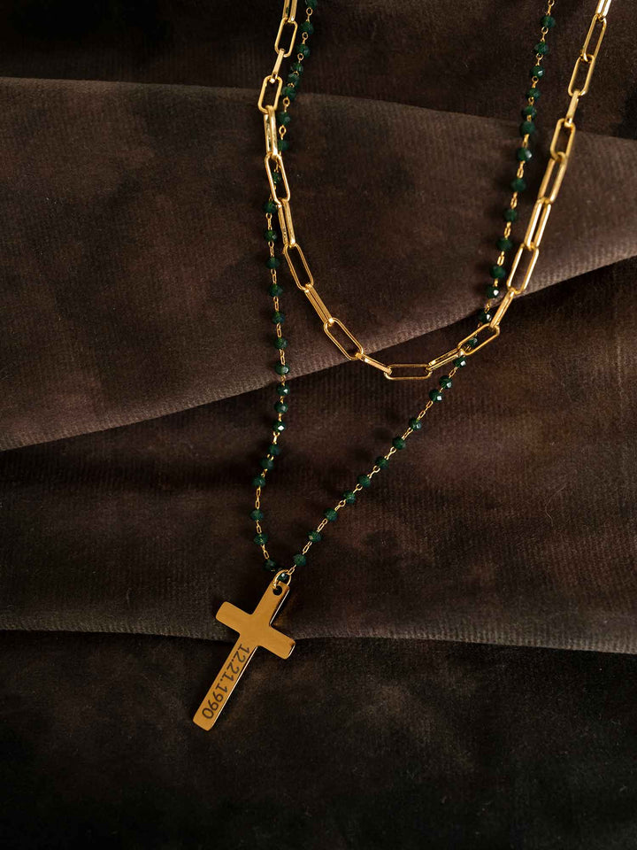 Personalización del collar de la cruz de Jerusha