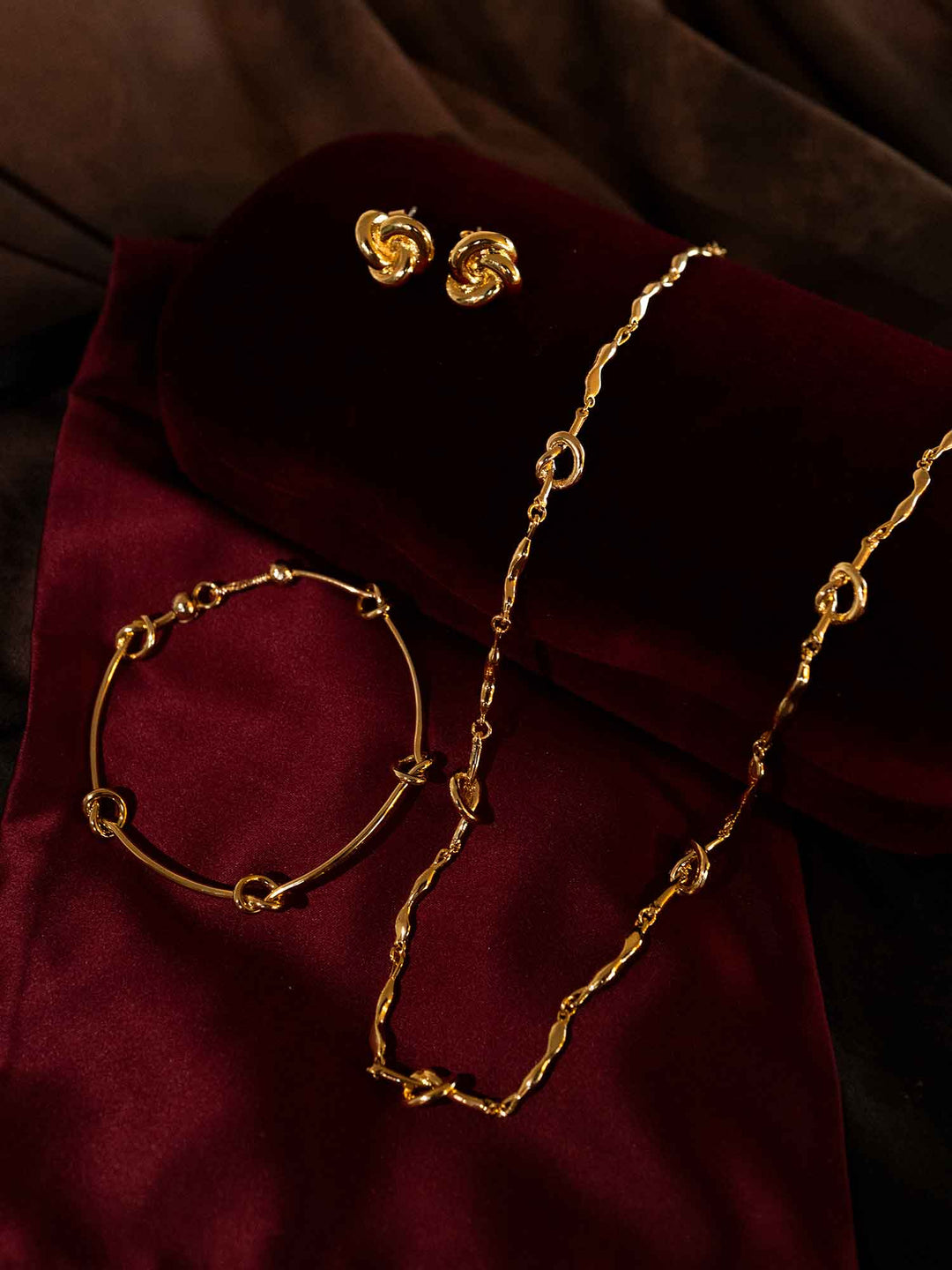 Zelma Bangle