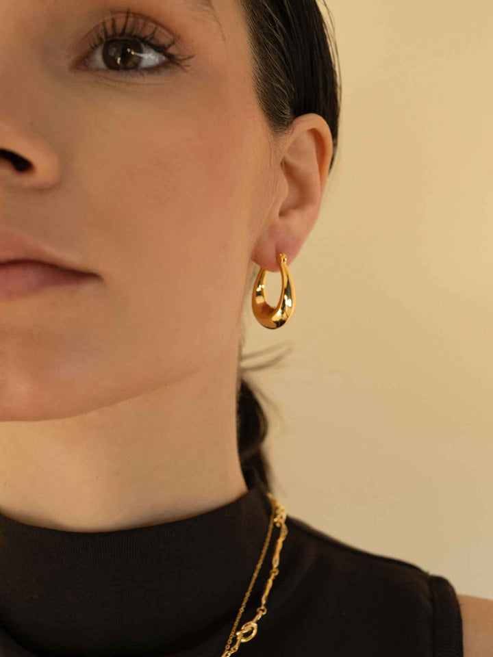 Ona Hoop Earrings