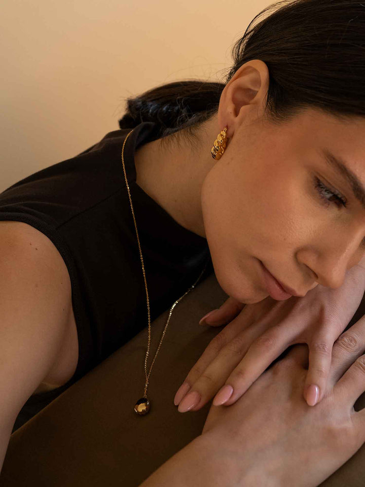 Leonore Necklace