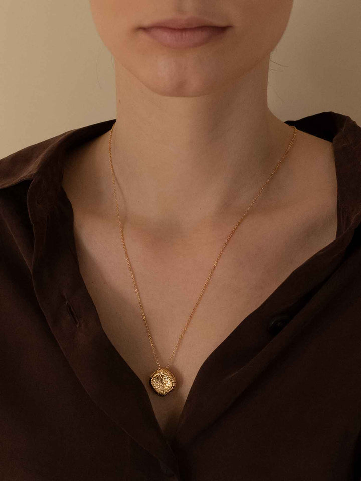 Clara Necklace