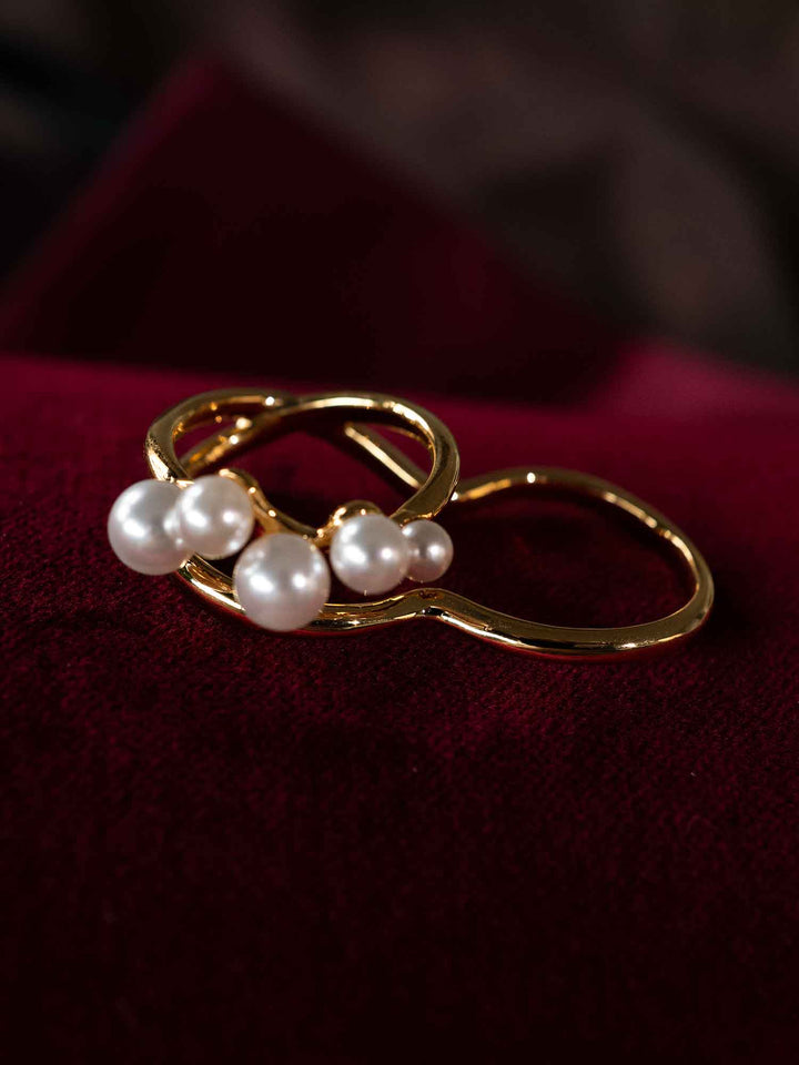 Izetta Ring