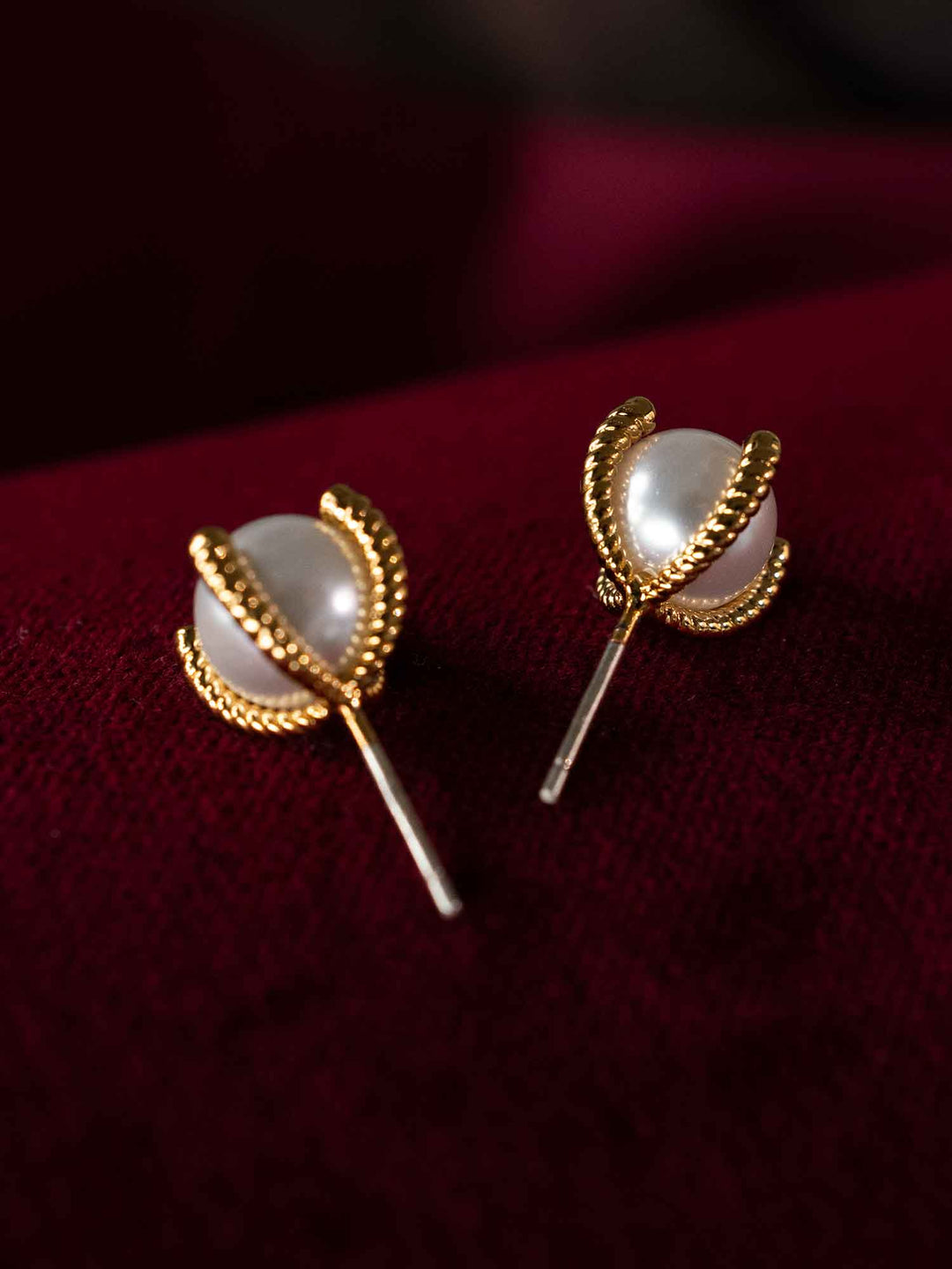 Nuala Earrings Pearl