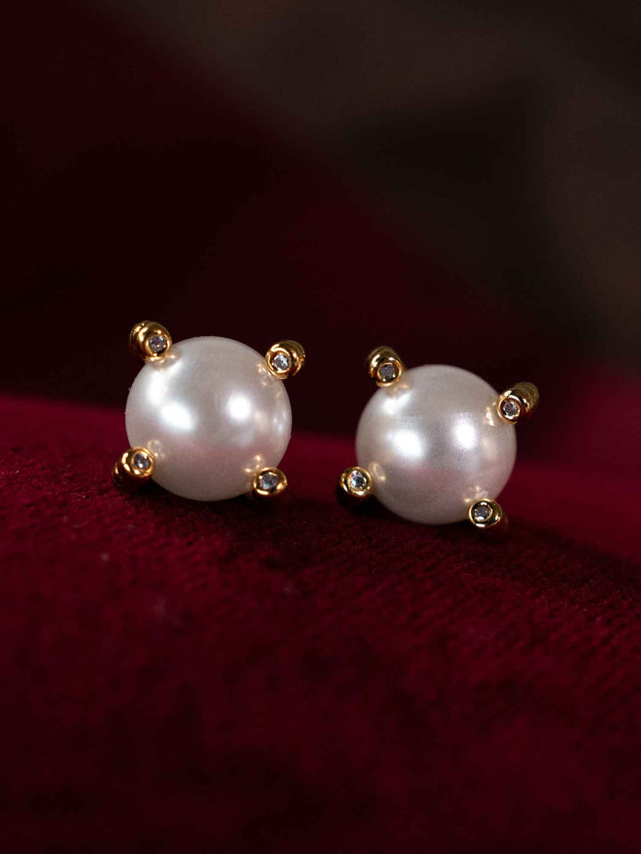 Nuala Earrings Pearl