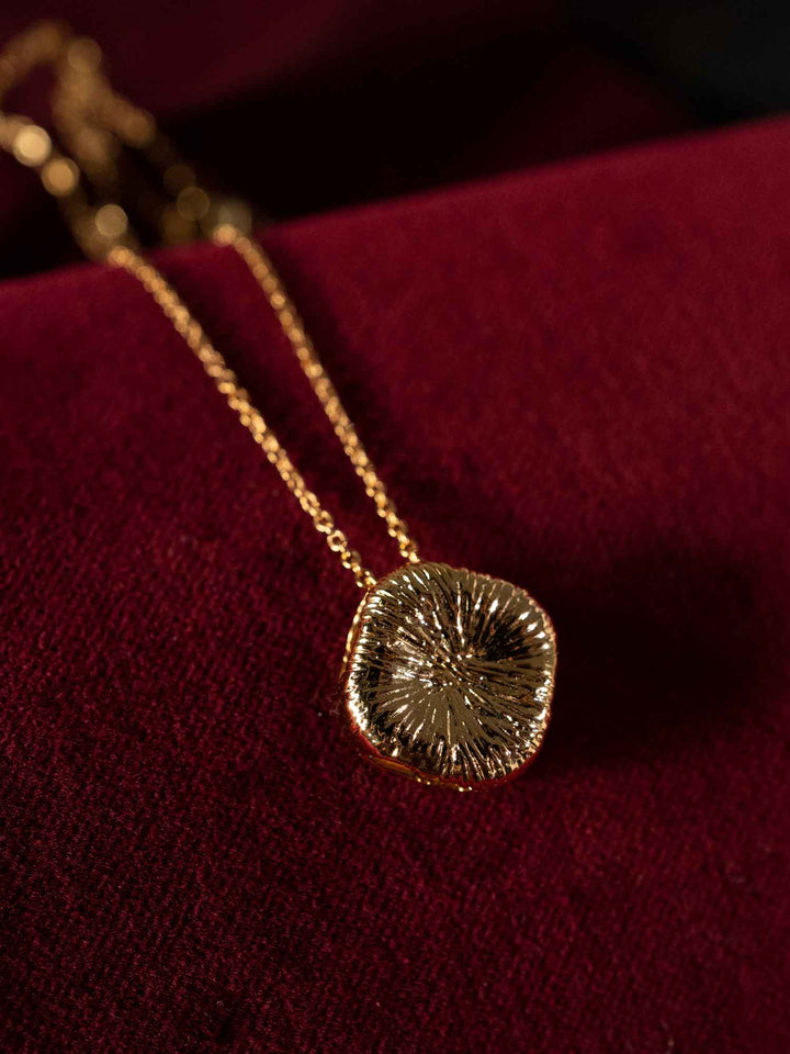 Clara Necklace