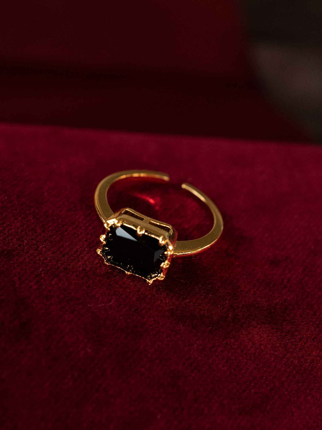 Clelia Ring