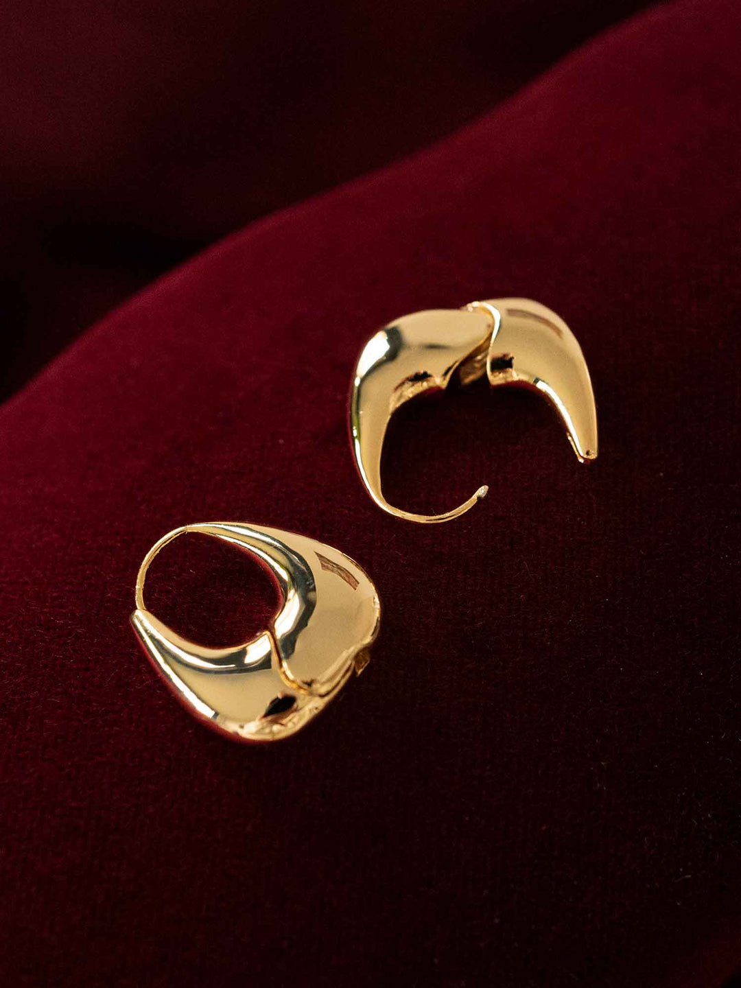 Lillian Hoop Earrings