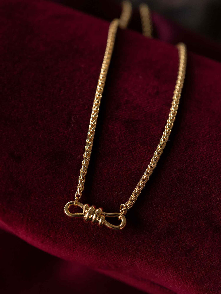 Aella Necklace