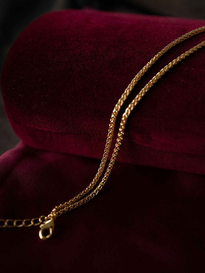 Aella Necklace