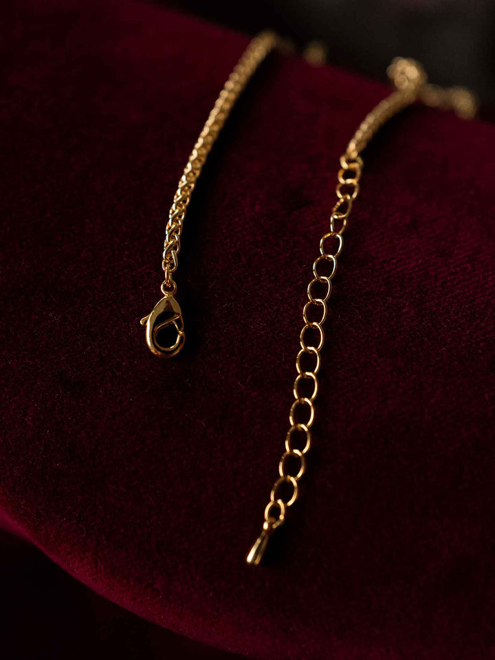 Aella Necklace