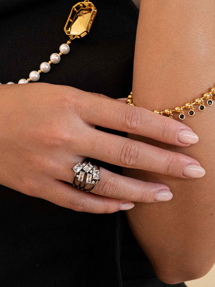 Leora Multi Ring