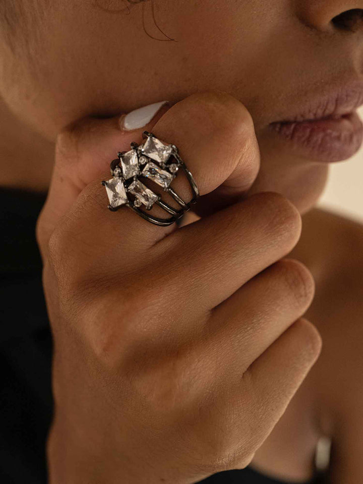 Leora Multi Ring