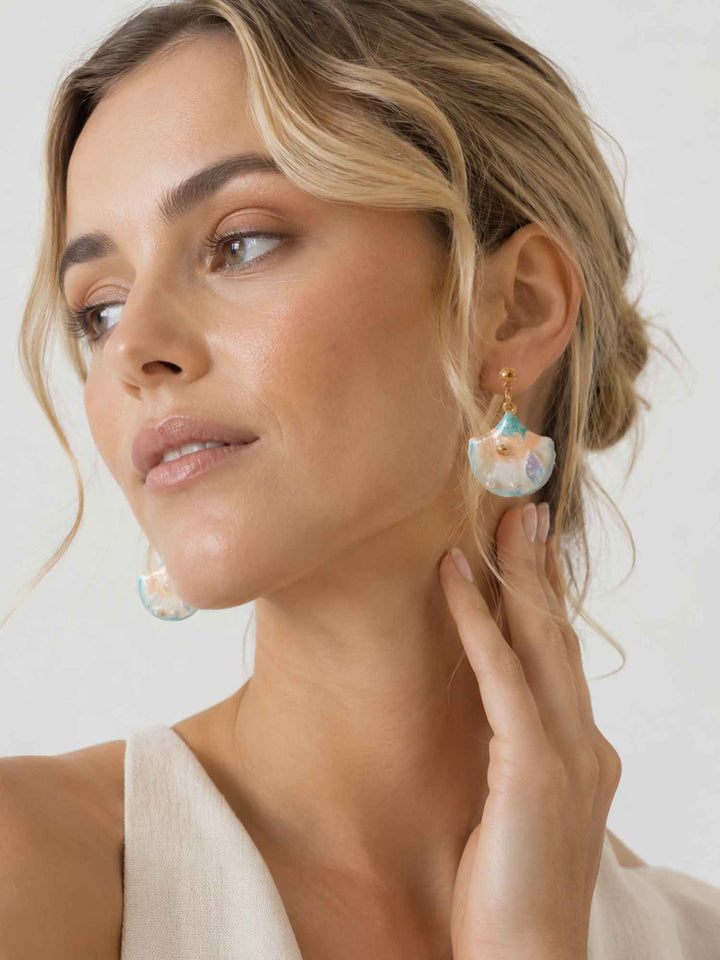 Morna Shell Earrings