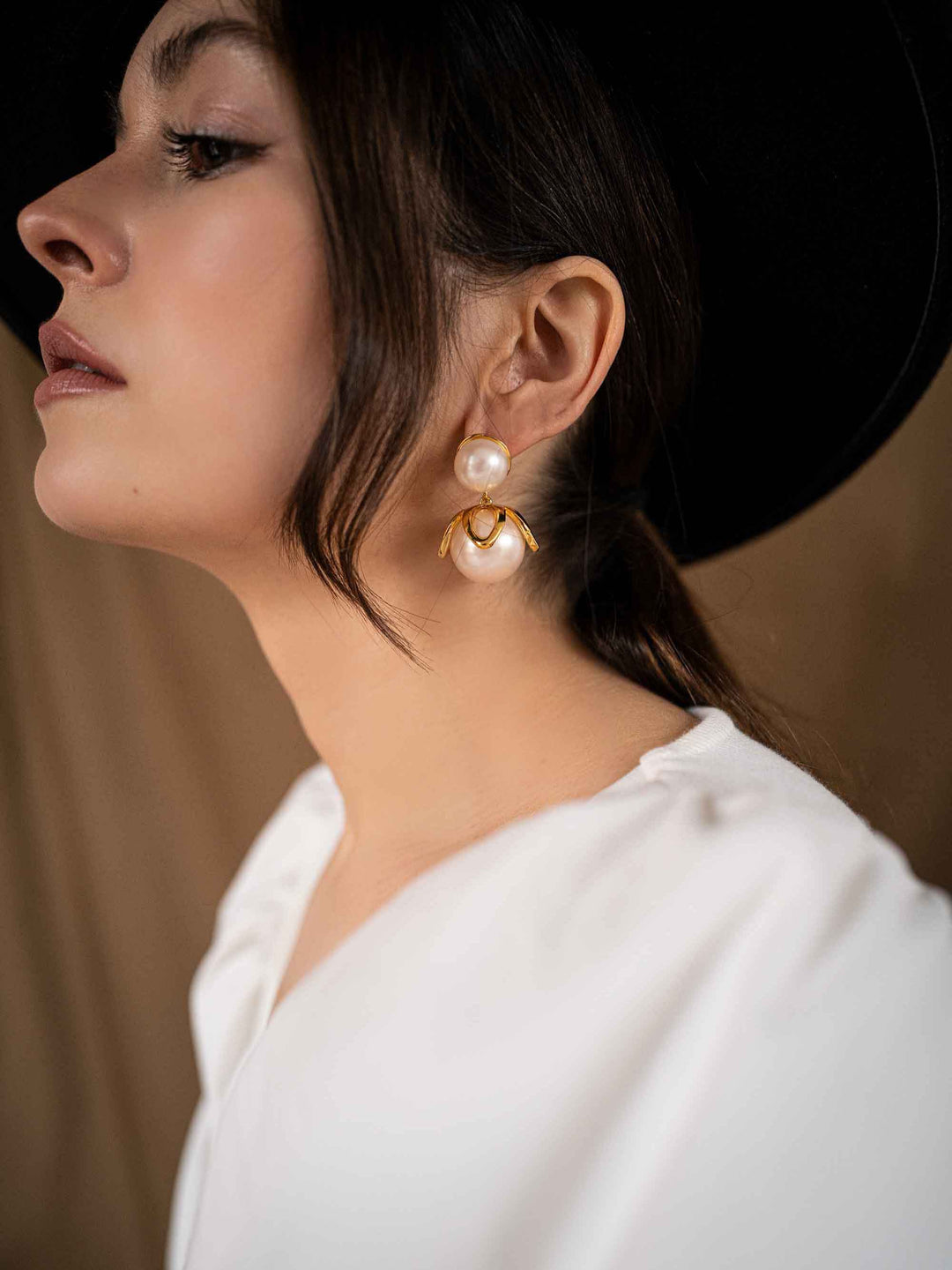 Golden Crystal Pearl Flower Earrings