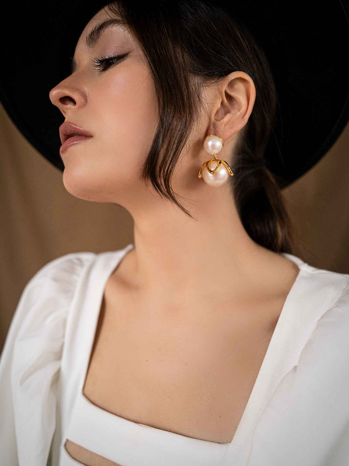 Golden Crystal Pearl Flower Earrings