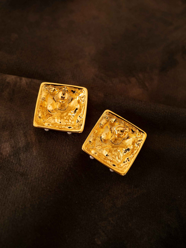 Square pearl earrings