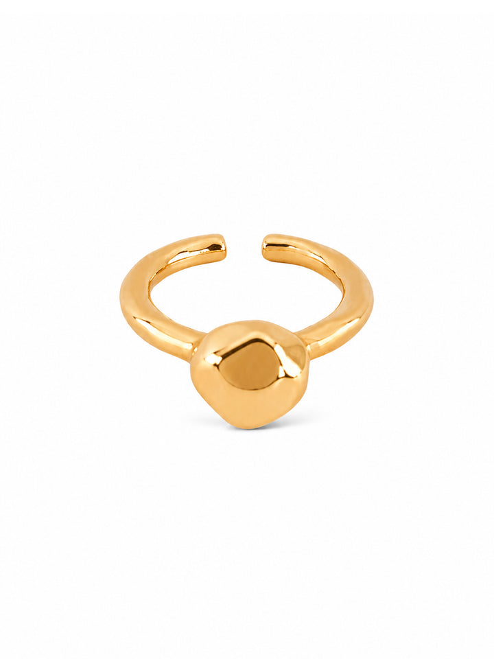 Anillo de oro de roca poliédrica