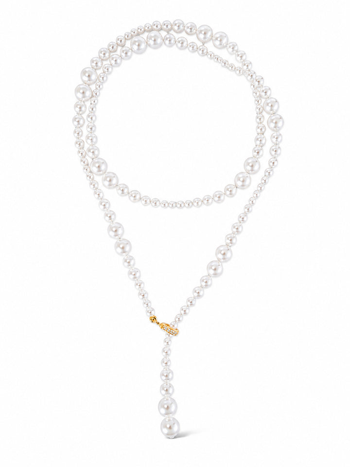 Rosaline long pearl necklace with gold-plated clasp