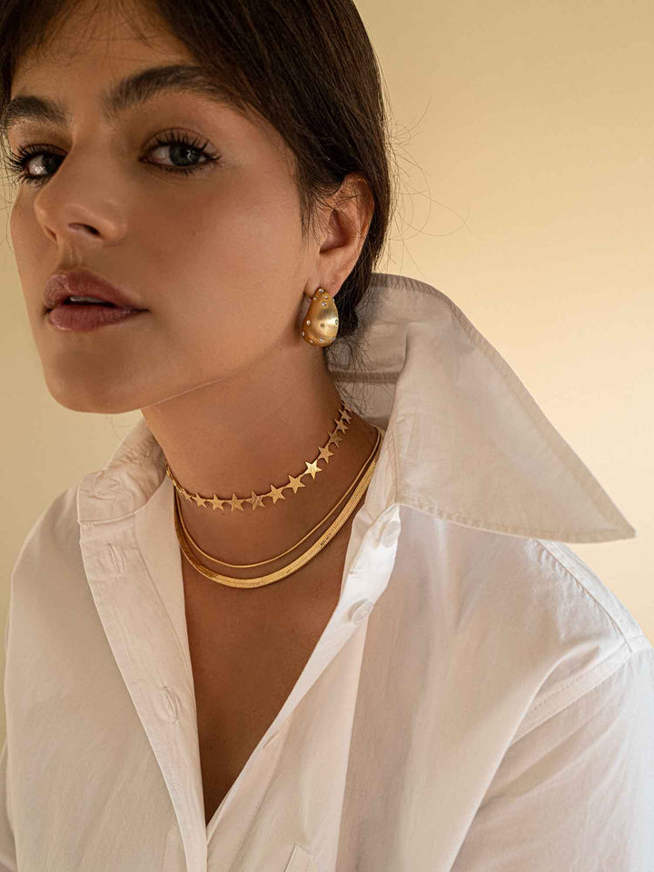 Shimmering Star Choker Necklace