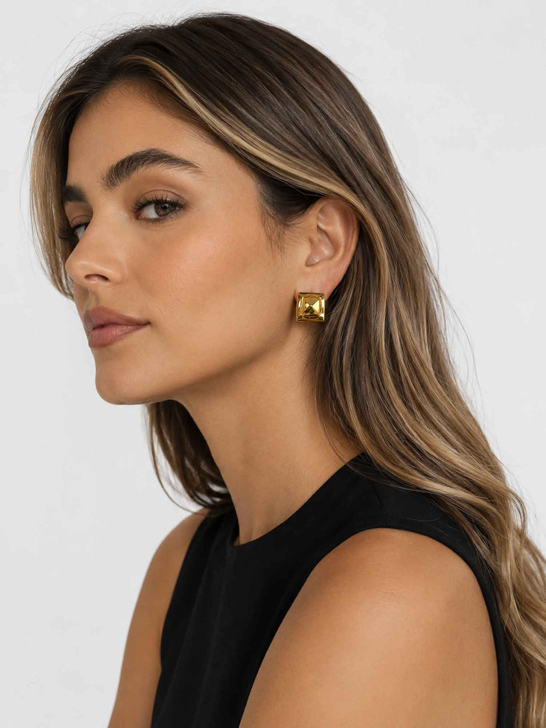 Treasure Square Gold Earrings