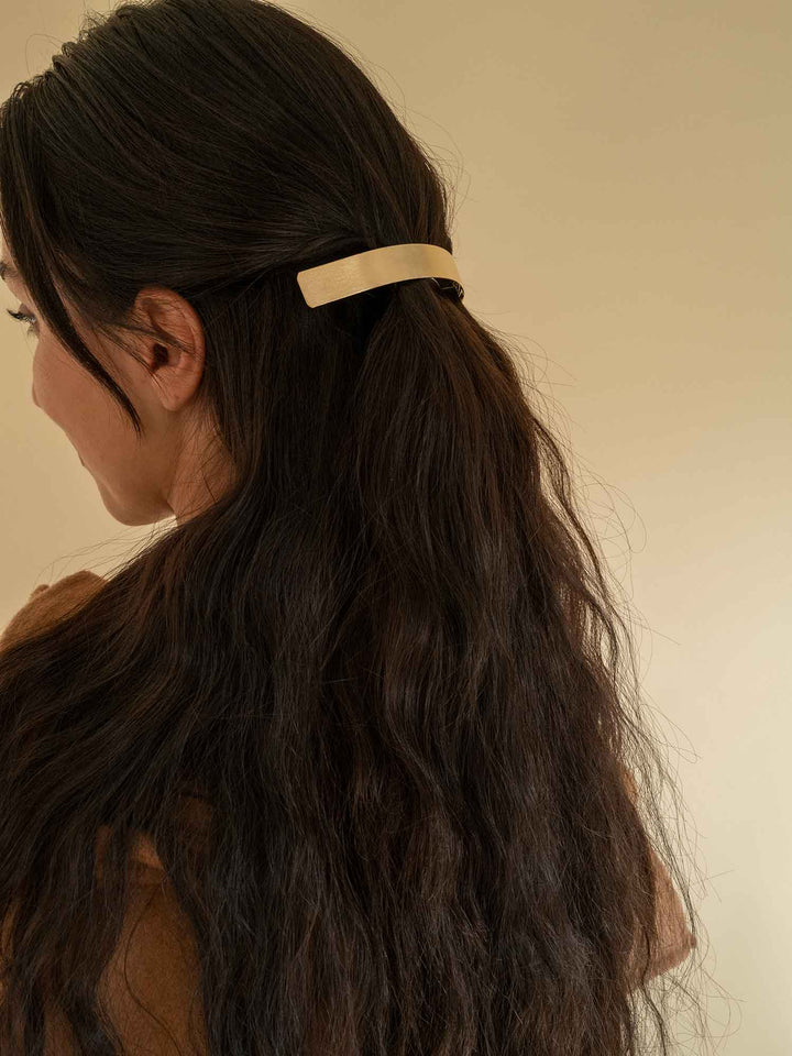 Yilia Matte Gold Barrette