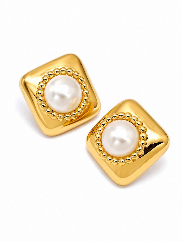melina-acrylic-pearl-gold-stud-earrings-model-closeup