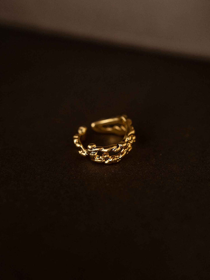 Anillo oro calado  motivos acuáticos