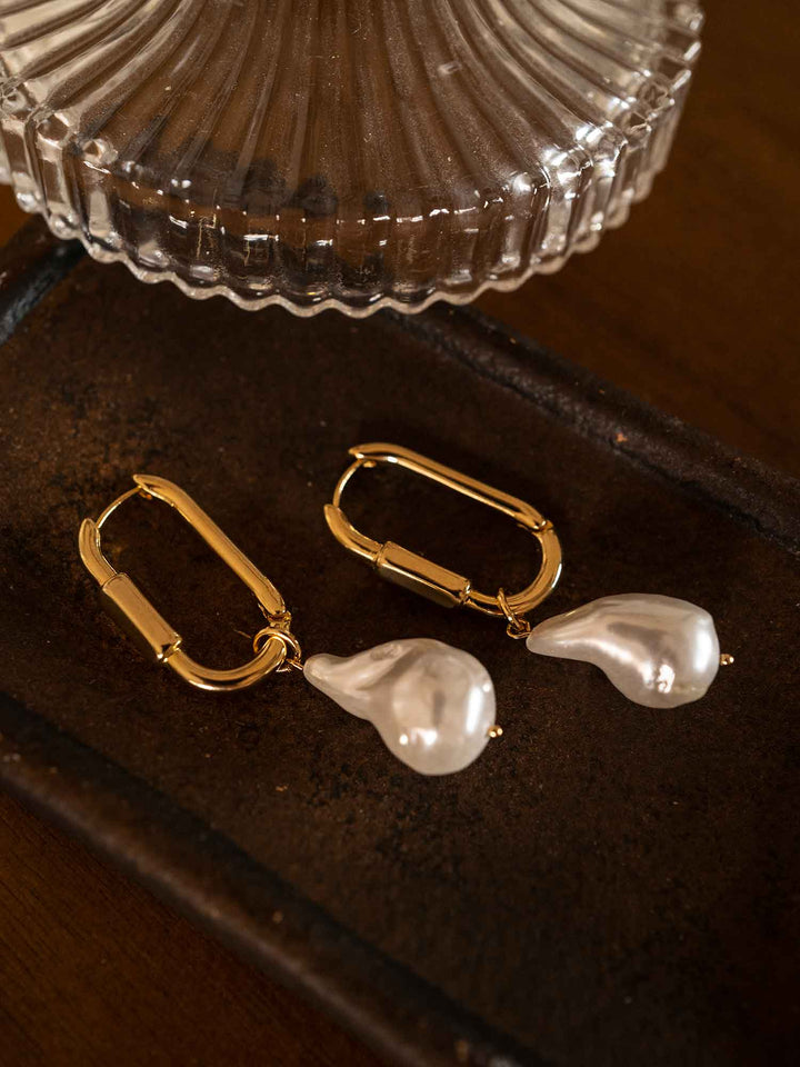 Elora Baroque Pearl Earrings
